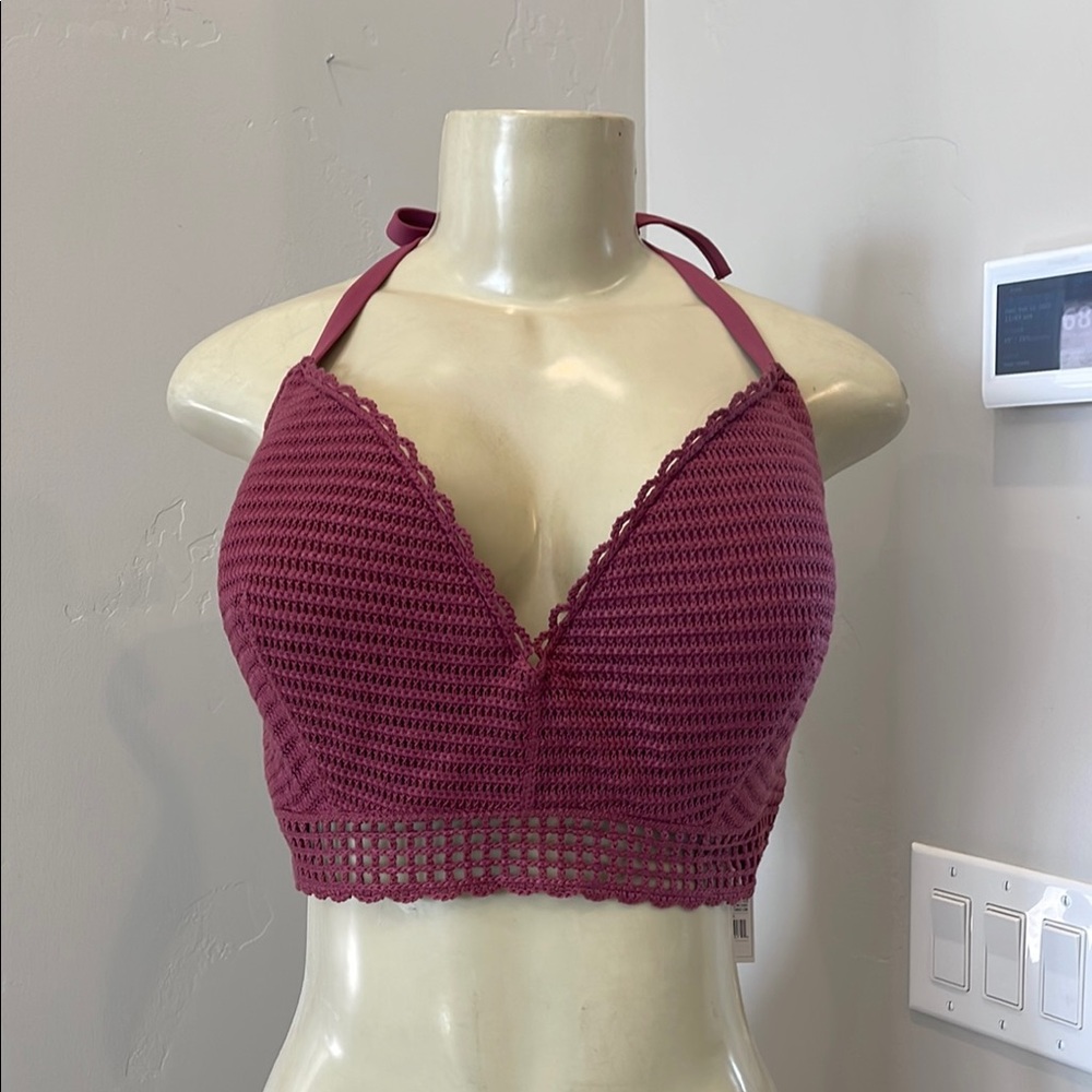 Shade and Shore crocheted bikini top size 38DD NWT